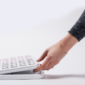 KVELL Waterdrop PaperFoam Dieline award 2017 biobased packaging solutions biodegradable plastic packaging