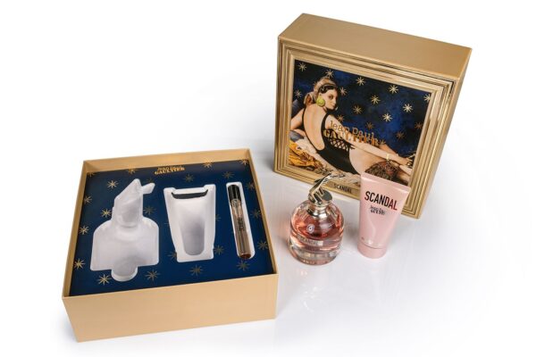 JPG-paperfoam-2 co-friendly PaperFoam® packaging for Jean Paul Gaultier's Scandal Gift Set, showcasing a smooth, scratch-proof surface and biodegradable materials.